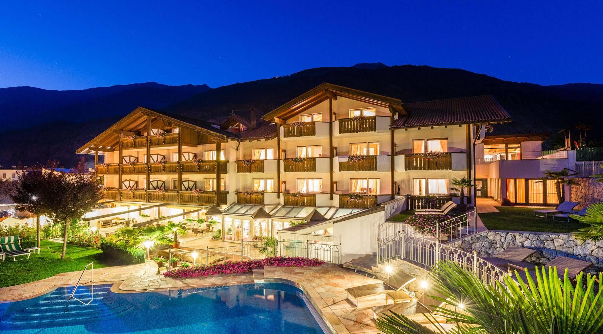 DolceVita Hotel Jagdhof Laces Esterno foto